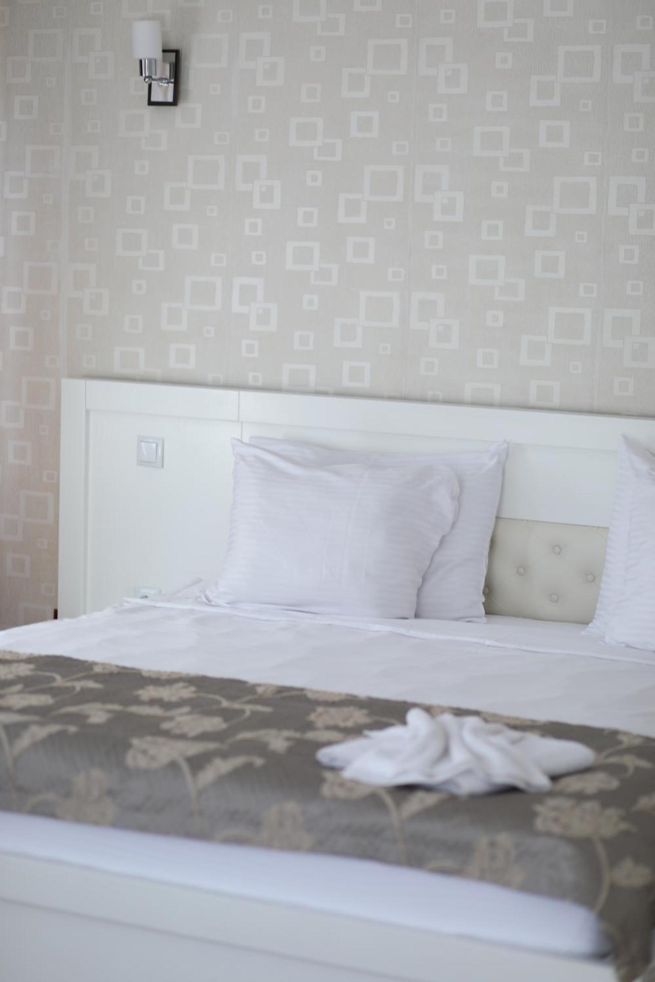 Bruti Hotel Prizren Exterior photo